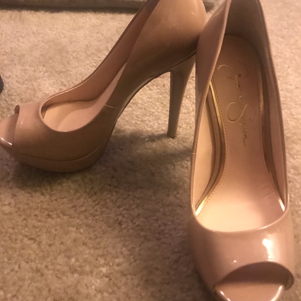 Jessica Simpson Tan Heels Size 6